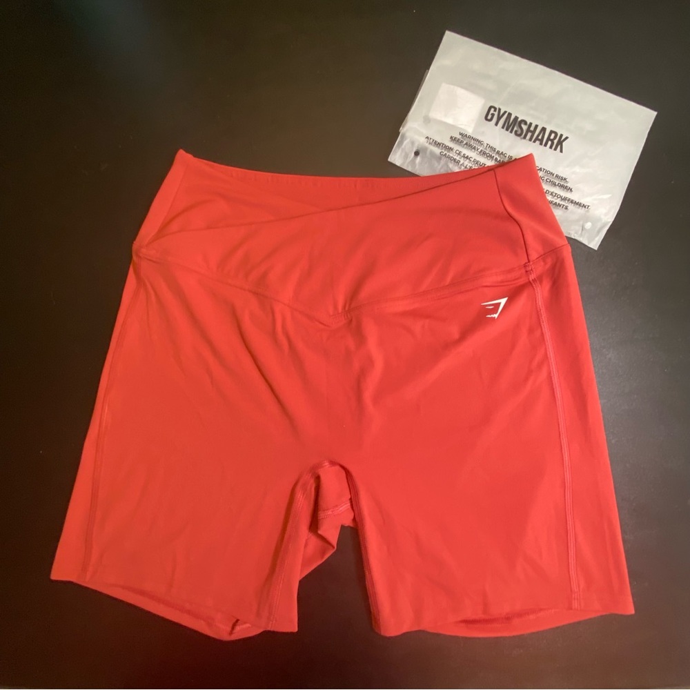 NEW Gymshark crossover shorts - Picture 2 of 6
